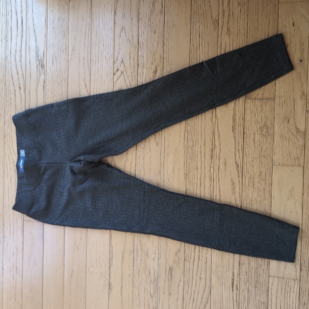 Old Navy Stevie pants herringbone pattern